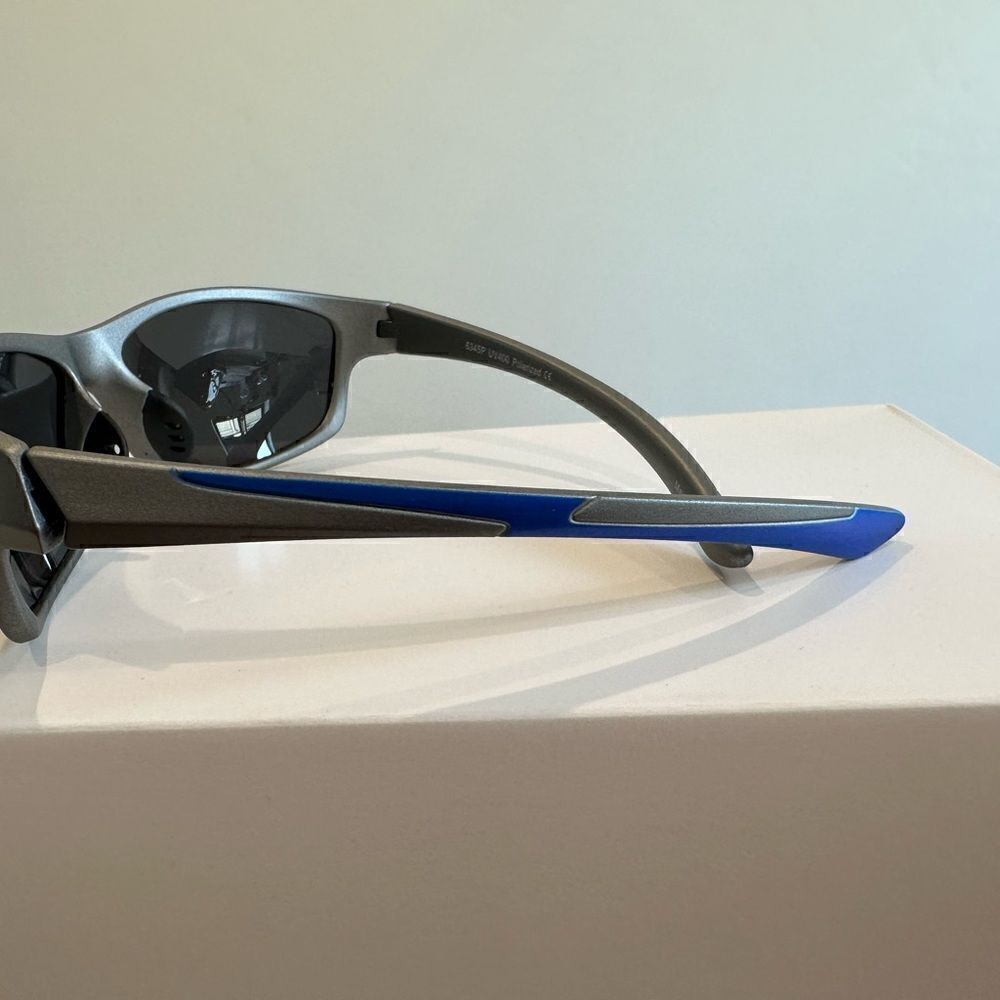 Razor Style Sporty Sunglasses, Plastic Frames, Polarized Lenses, UVA-UVB Protect - Picture 3 of 7